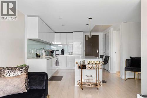 808, 1188 3 Street Se, Calgary, AB - Indoor Photo Showing Kitchen With Upgraded Kitchen