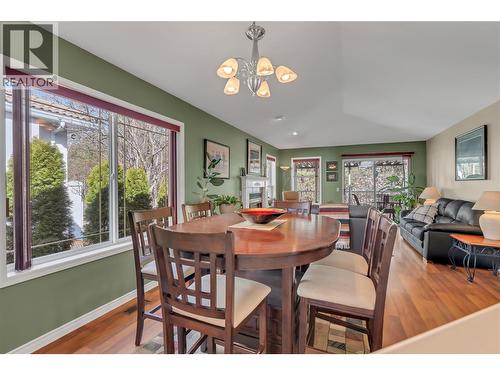 3008 Quail Crescent, Kelowna, BC - Indoor Photo Showing Dining Room