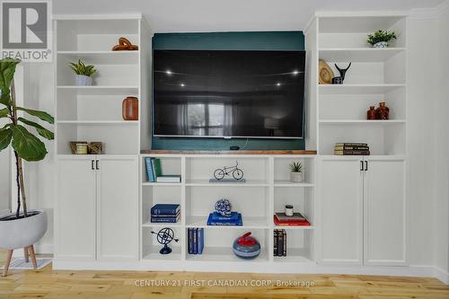 4279 South Routledge Road, London South (South V), ON - Indoor Photo Showing Other Room