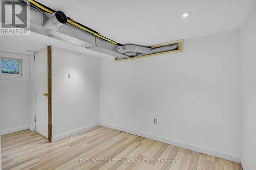4279 South Routledge Road, London South (South V), ON - Indoor Photo Showing Other Room