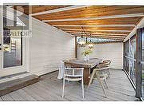 4279 South Routledge Road, London South (South V), ON - Indoor