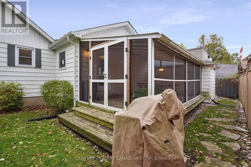 4279 South Routledge Road, London South (South V), ON - Outdoor