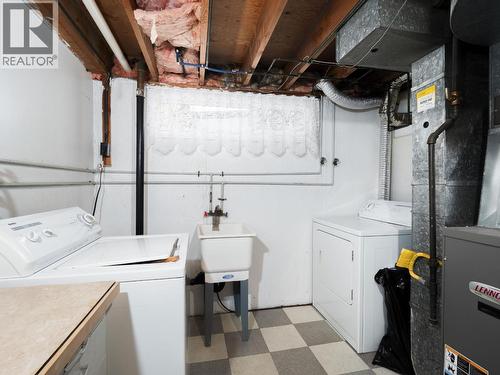 386 E Central Street, Prince George, BC - Indoor Photo Showing Laundry Room