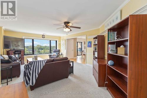 602 - 19 King Street, London East (East K), ON - Indoor