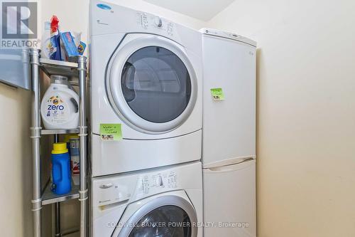 602 - 19 King Street, London East (East K), ON - Indoor Photo Showing Laundry Room
