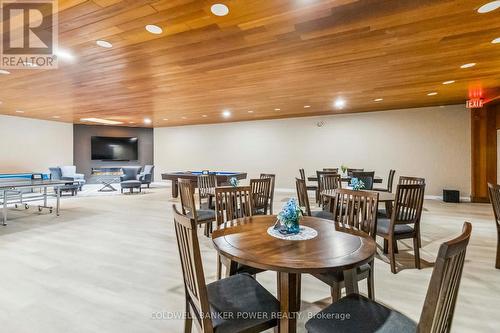 602 - 19 King Street, London East (East K), ON - Indoor Photo Showing Dining Room