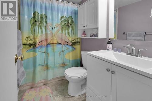59 Golfview Crescent, London South (South Q), ON - Indoor Photo Showing Bathroom