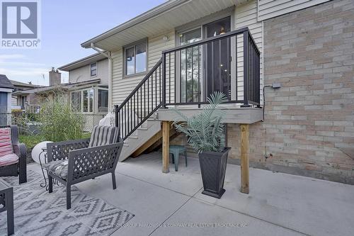 59 Golfview Crescent, London South (South Q), ON - Outdoor With Deck Patio Veranda With Exterior