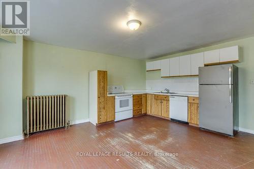 42 Redan Street, St. Thomas, ON - Indoor Photo Showing Kitchen