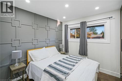 15 Andres Street, Virgil, ON - Indoor Photo Showing Bedroom