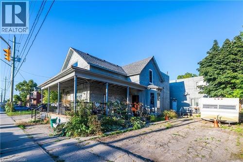 225,229,231 Water Street N, Cambridge, ON 