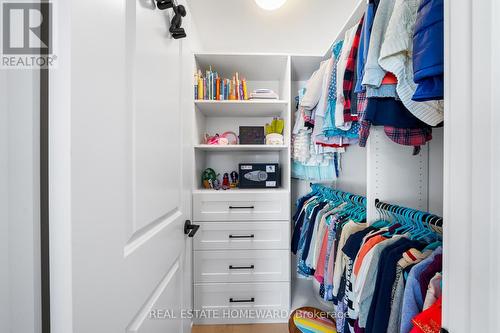 1344 Gull Crossing, Pickering, ON - Indoor With Storage