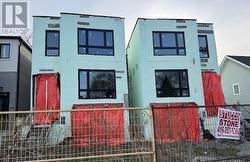 42 AUGUST AVENUE  Toronto, ON M1L 3M9