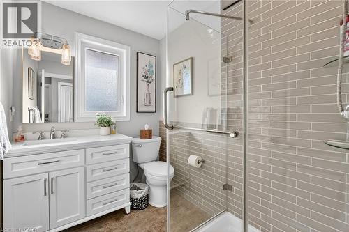 6140 Sixteen Road, West Lincoln, ON - Indoor Photo Showing Bathroom