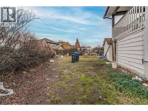 758 Josselyn Court, Kelowna, BC - Outdoor