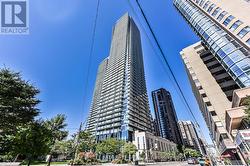 5302 - 1080 BAY STREET  Toronto, ON M5S 0A5