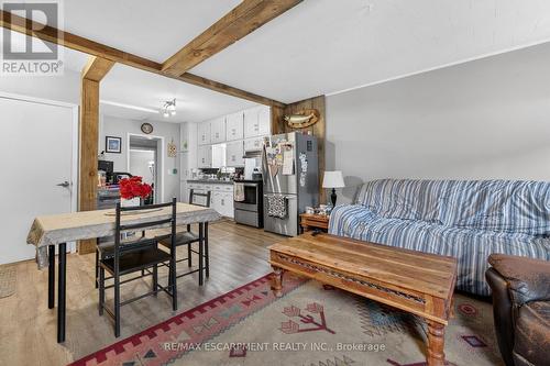 6 Cayuga Street N, Haldimand, ON 