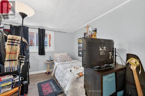 6 Cayuga Street N, Haldimand, ON 