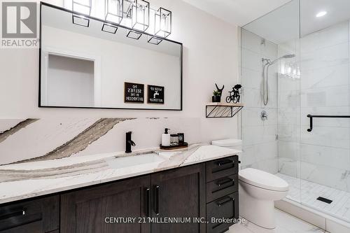 1956 Don White Court, Oshawa, ON - Indoor Photo Showing Bathroom