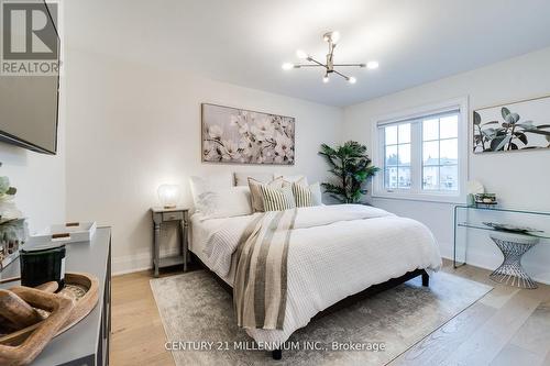 1956 Don White Court, Oshawa, ON - Indoor Photo Showing Bedroom