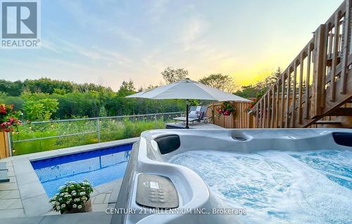 1956 Don White Court, Oshawa, ON - Outdoor With In Ground Pool