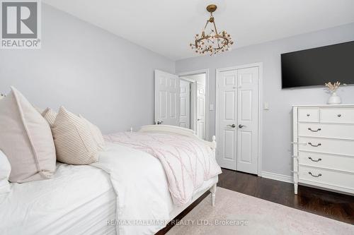 274 Gowan Avenue, Toronto, ON - Indoor Photo Showing Bedroom
