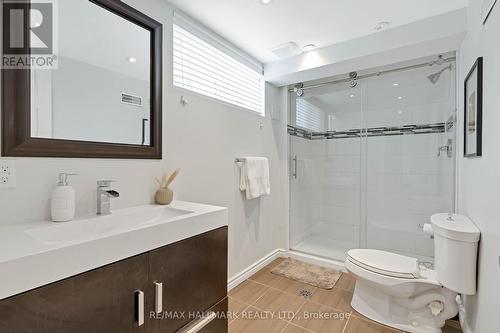 274 Gowan Avenue, Toronto, ON - Indoor Photo Showing Bathroom
