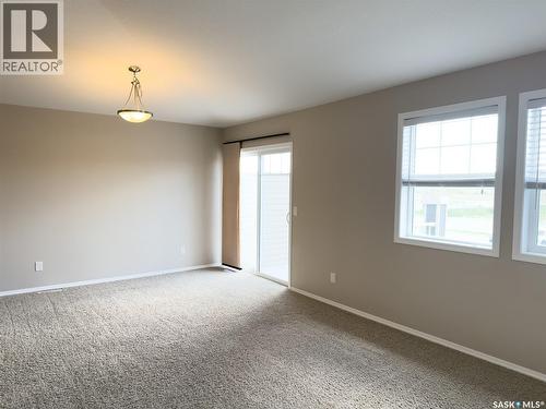329 100 Chaparral Boulevard, Martensville, SK - Indoor Photo Showing Other Room