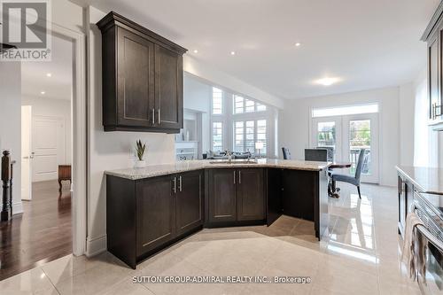 23 Samson Trail, King, ON - Indoor Photo Showing Kitchen