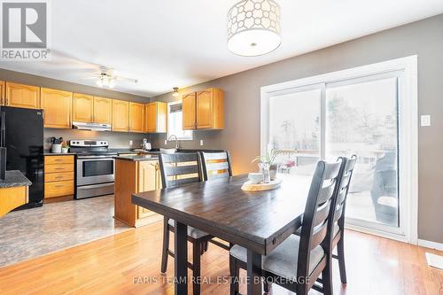 52 Roth Street, Essa, ON - Indoor