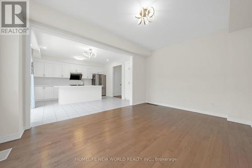 48 Crofting Crescent, Markham, ON - Indoor Photo Showing Other Room