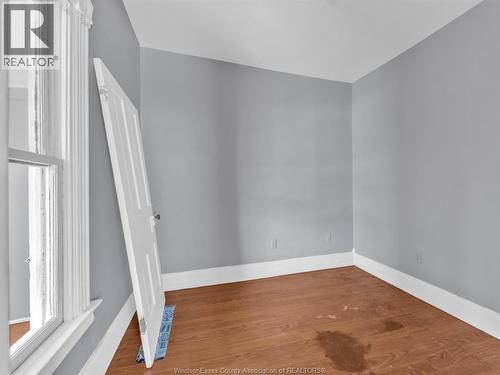 944 Maisonville, Windsor, ON - Indoor Photo Showing Other Room