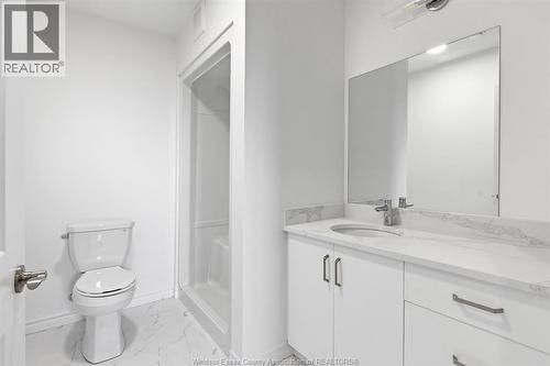100 Erie Street North, Ridgetown, ON - Indoor Photo Showing Bathroom