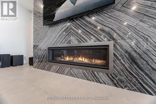 83 Navigation Drive, Prince Edward County, ON - Indoor Photo Showing Living Room With Fireplace