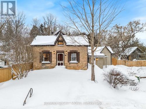 27 Durham St Street, Grey Highlands, ON - Outdoor