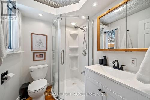 27 Durham St Street, Grey Highlands, ON - Indoor Photo Showing Bathroom