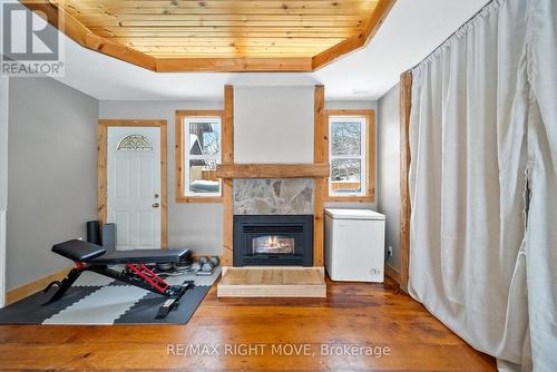 27 Durham St Street, Grey Highlands, ON - Indoor Photo Showing Other Room With Fireplace
