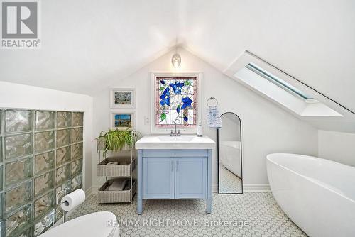 27 Durham St Street, Grey Highlands, ON - Indoor Photo Showing Bathroom