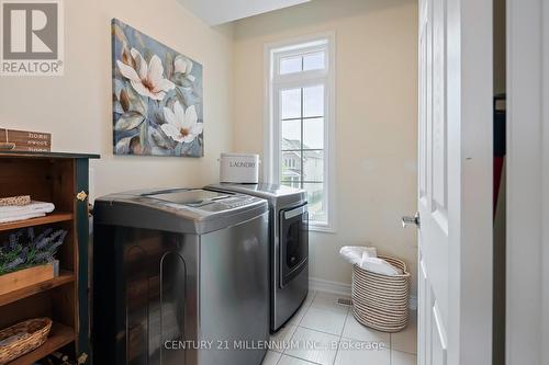 521 Brett Street, Shelburne, ON - Indoor Photo Showing Laundry Room