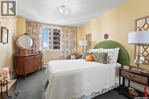 1501 320 5Th Avenue N, Saskatoon, SK - Indoor Photo Showing Bedroom