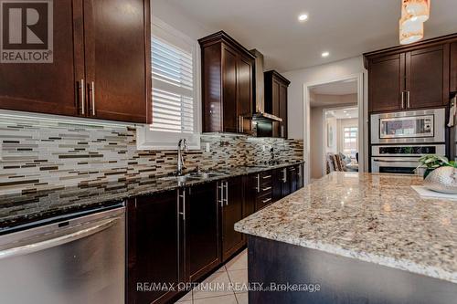 150 Lloyd Sanderson Drive, Brampton, ON - Indoor Photo Showing Kitchen With Upgraded Kitchen