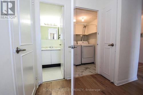 302 - 362 The East Mall W, Toronto, ON - Indoor Photo Showing Laundry Room