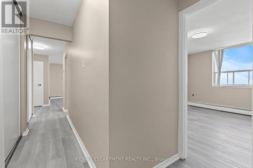 1004 - 359 Geneva Street, St. Catharines, ON - Indoor Photo Showing Other Room