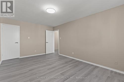 1004 - 359 Geneva Street, St. Catharines, ON - Indoor Photo Showing Other Room