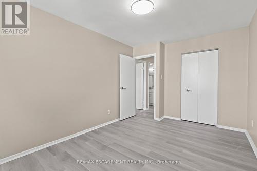 1004 - 359 Geneva Street, St. Catharines, ON - Indoor Photo Showing Other Room