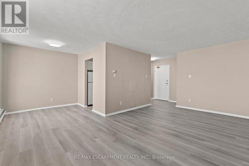 1004 - 359 Geneva Street, St. Catharines, ON - Indoor Photo Showing Other Room