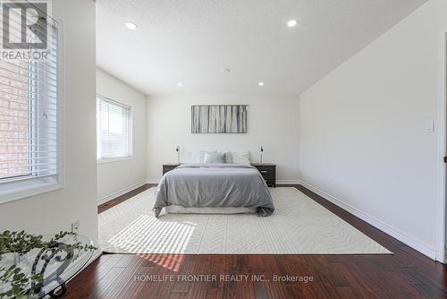 3391 Bruzan Crescent, Mississauga, ON - Indoor Photo Showing Bedroom