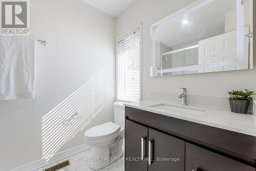 3391 Bruzan Crescent, Mississauga, ON - Indoor Photo Showing Bathroom