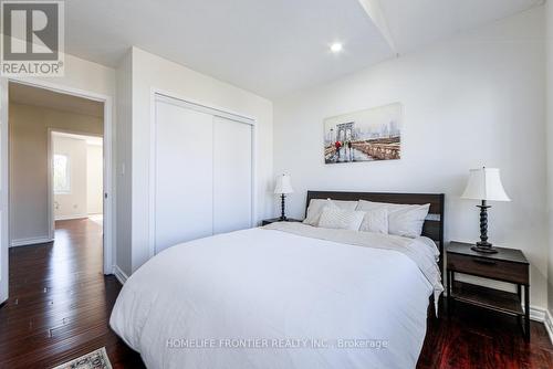 3391 Bruzan Crescent, Mississauga, ON - Indoor Photo Showing Bedroom