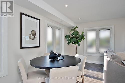 Unit 40 - 3202 Vivian Line, Stratford, ON - Indoor Photo Showing Dining Room